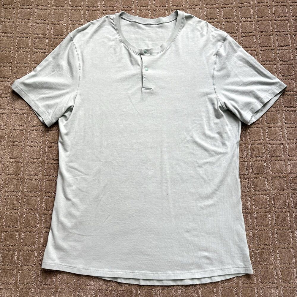 Lululemon Collarless Shirt Mens Large Mint Green Short Sleeve Casual Layer Soft